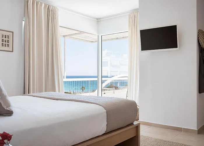 Sea View Beach Penthouse - Athens Coast